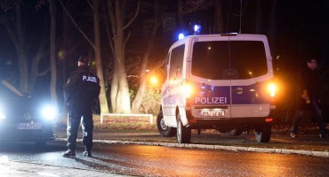 Bivšu curu vezao konopcem oko vrata i vukao je po cesti: nesretnica se u bolnici bori za život