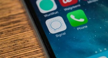 Snowden za dopisivanje preporučio aplikaciju Signal