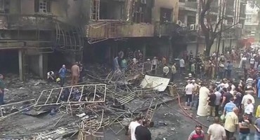 Bombaški napad na svadbi, 15 mrtvih