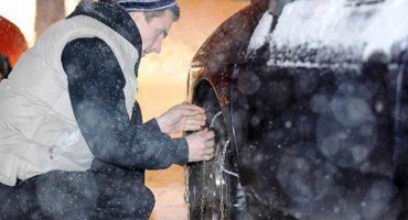 Od 15. studenog obvezna zimska oprema na automobilima