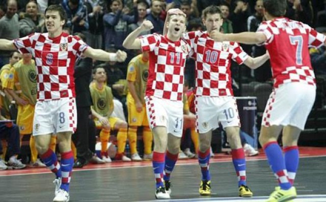 Futsal, Futsal reprezentacija Hrvatske, Mađarska