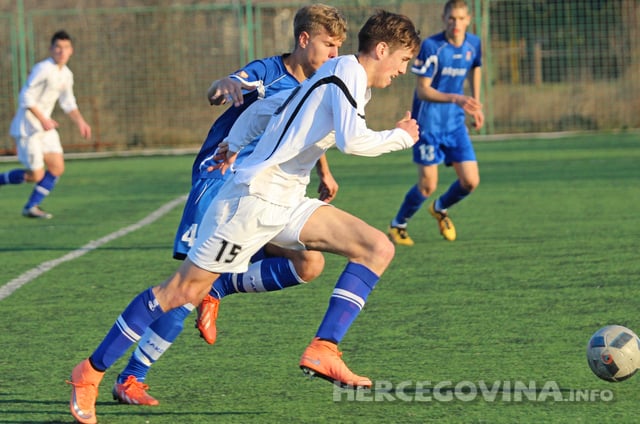 Juniori Širokog Brijega sa osmicom ispratili Dugopolje