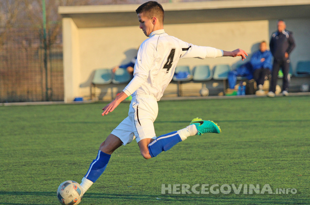 Juniori Širokog Brijega sa osmicom ispratili Dugopolje