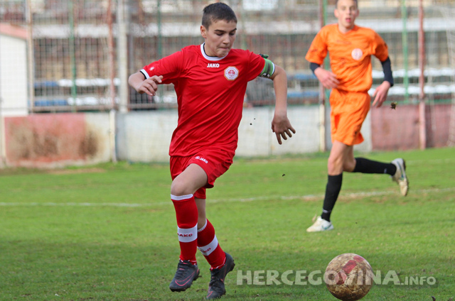 Pioniri Splita slavili protiv GOŠK-a (KG), kadeti GOŠK-a u posljednjoj minuti osvojili bod