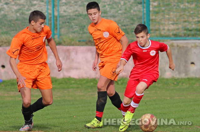 Pioniri Splita slavili protiv GOŠK-a (KG), kadeti GOŠK-a u posljednjoj minuti osvojili bod