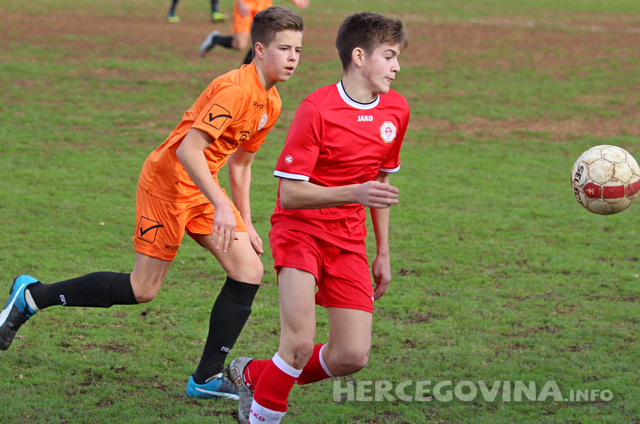 Pioniri Splita slavili protiv GOŠK-a (KG), kadeti GOŠK-a u posljednjoj minuti osvojili bod