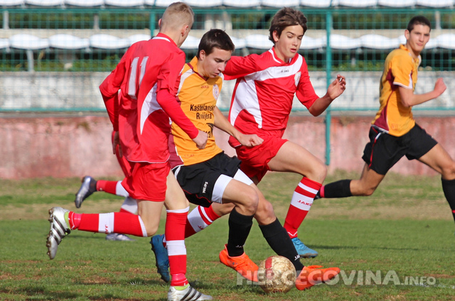 Pioniri Splita slavili protiv GOŠK-a (KG), kadeti GOŠK-a u posljednjoj minuti osvojili bod