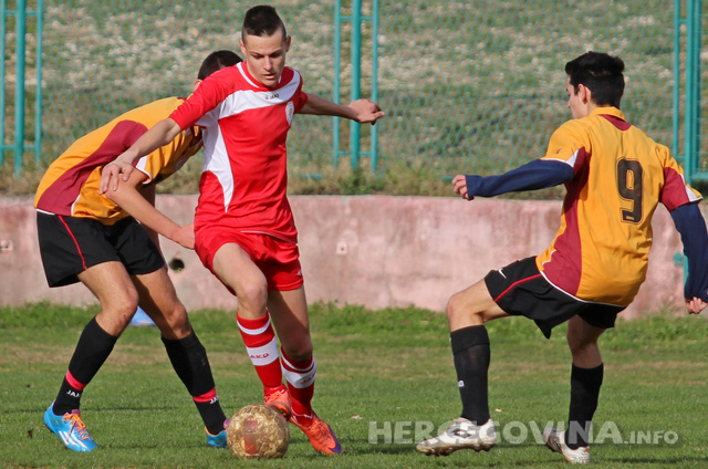 Pioniri Splita slavili protiv GOŠK-a (KG), kadeti GOŠK-a u posljednjoj minuti osvojili bod