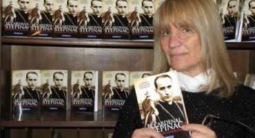 Carmen Vrljičak Verlichak na tribini u Zagrebu