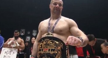 Mirko Filipović u dvije minute razbio Aliakbarija i osvojio titulu!