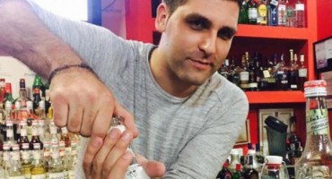 Najbolji barmen u BiH Josip Lucović iz Posušja nastupa na Svjetskom koktel-prvenstvu u Parizu