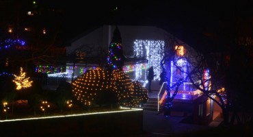 Mostarska obitelj za blagdane napravila kuću iz bajke od 15.000 svjetiljki