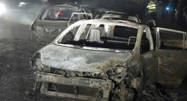 Cisterna s plinom udarila u vozila, najmanje 33 osobe poginule