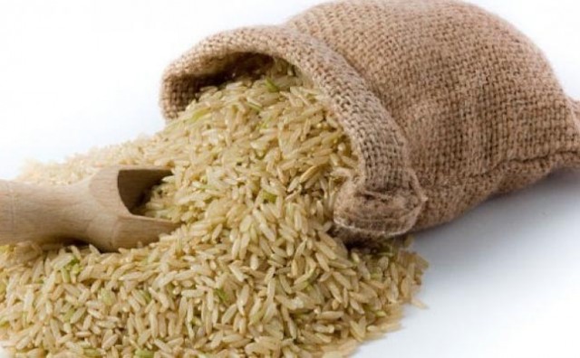 Gladnim ljudima podvalili 102 vreće plastične riže