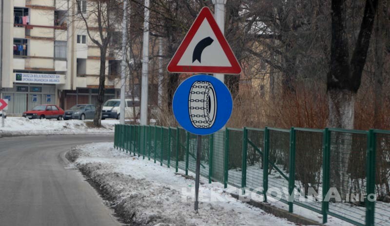 snijeg na cesti