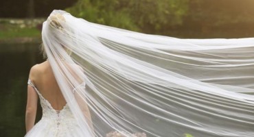 Jeste li se ikada zapitali čemu služi vjenčani veo na mladenki? 
