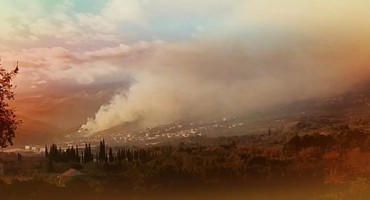 Zbog požara prekinuta cestovna komunikacija Konjic - Glavatićevo