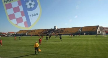 Navijačica Posušja: Ja želim veselje i sreću na svom Mokrom Docu