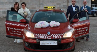  Širokobriješki mladenci taksijem se odvezli na vjenčanje