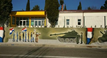 26 godina otkako je goloruki narod stao pred tenkove