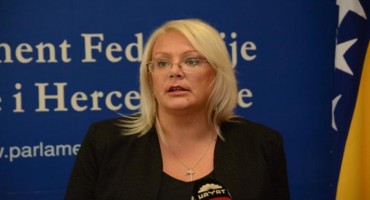 Lidija Bradara: Zakon o izbornim jedinicama neće stupiti na snagu