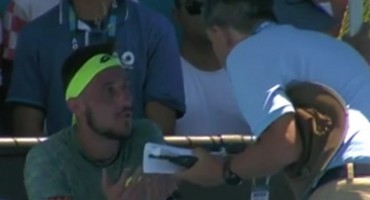 KAD BOSANAC 'POLUDI' Incident na Australian Openu: Pogledajte kako je Džumhur napao suca u meču protiv 'susjeda' iz Srbije