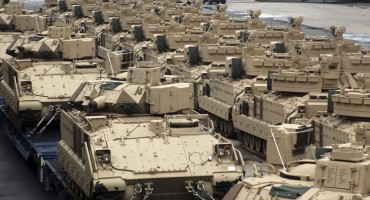Stotine američkih tenkova stiglo u EU