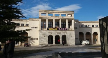  Društvo hrvatskih likovnih umjetnika u FBiH: Mala izložba malih radova u maloj galeriji