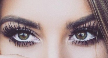 Četiri načina da istaknete trepavice