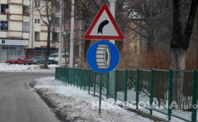 snijeg na cesti
