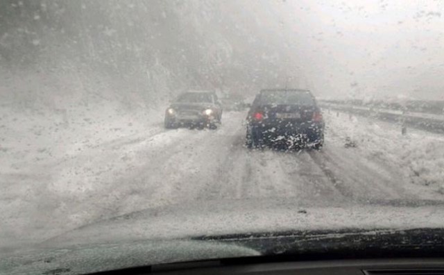Meteorolozi upozoravaju: Pojavit će se crni led - smrtonosna opasnost na cestama