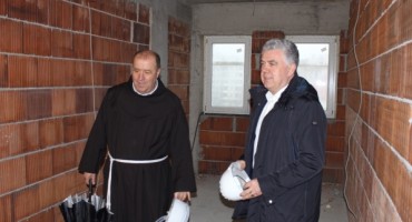 Nevenko Herceg posjetio gradilište Studentskog doma za siromašne studente u Mostaru 
