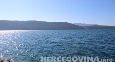 Neum, sunce, turizam, turisti