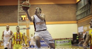 Kup BiH:  KK Bosna Royal - Mladost  100:73 (54:37)