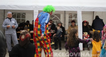 U mostarskom naselju Vojno tradicionalno održana karnevalska svečanost