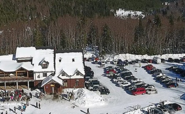 Ski-centar ”Raduša”: Kapaciteti popunjeni, skijaši dolaze sa svih strana svijeta