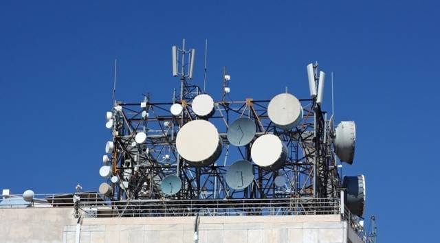 Bazne stanice mobilnih operatera i zaštita od elektromagnetnog zračenja 