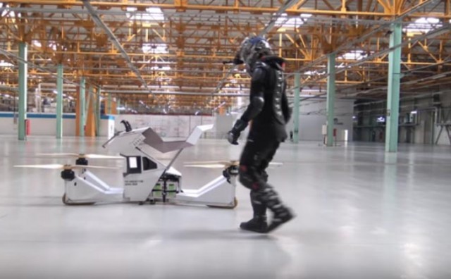 Rusi predstavili prvi leteći motocikl