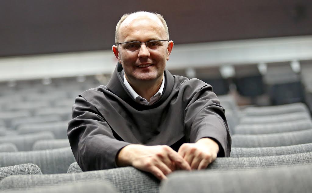 FRA MARIO KNEZOVIĆ Komunističke vlasti oduzele nekretnine fratara na Kočerinu