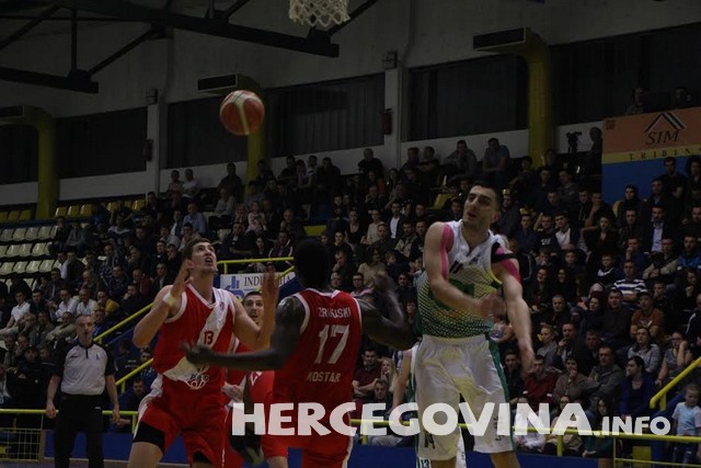 KK Kakanj-HKK Zrinsjki 71:75