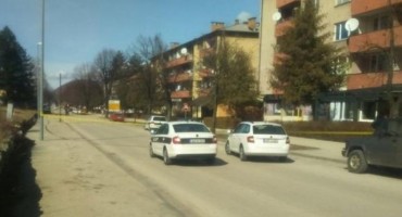 Detalji filmske pljačke banke: Strojnicama pucali na policiju