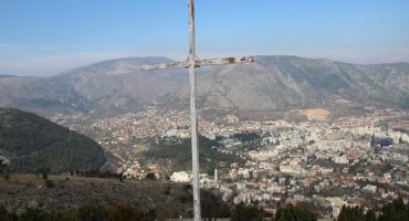 Mostar, Hum