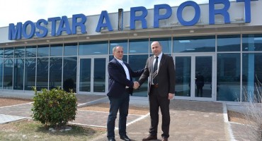 Federalni ministar prometa i komunikacija Denis Lasić posjetio Zračnu luku Mostar 