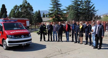 Ravno, Neum i Mostar dobili višenamjenska vatrogasna vozila