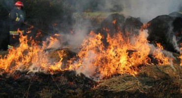 Požar kod Boračkog jezera i dalje aktivan