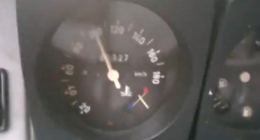 Pogledajte kako se Yugo 45 raspada na bh. cestama!