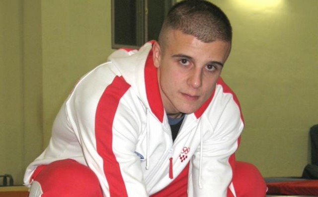  Hrvatski reprezentativac pretrpio srčani udar, oživljavali ga u dvorani