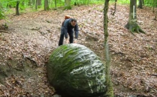 Misteriozne kamene kugle iz BiH: Kada legnu na nju, desi se čudo