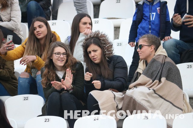 Mostar: Pogledajte kako je bilo na stadionu na utakmici Humane zvijezde-Dompes