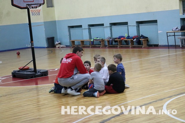 HKK Zrinjski: Započela Mini basket škola  košarke